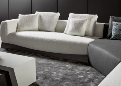 BOOLEAN SOFA